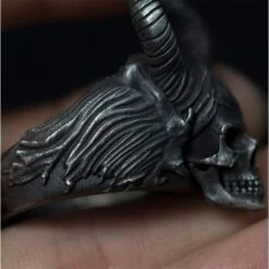 Maleficent Skull Ring(Maleficent Skull Ring) -Crewskull maleficent skull ring 356