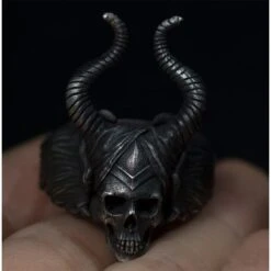 Maleficent Skull Ring(Maleficent Skull Ring) -Crewskull maleficent skull ring 932