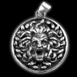 Medusa Necklace(Medusa Necklace)