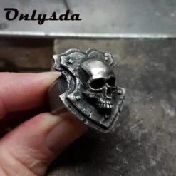 Shield Skull Ring(Shield Skull Ring) -Crewskull shield skull ring 559
