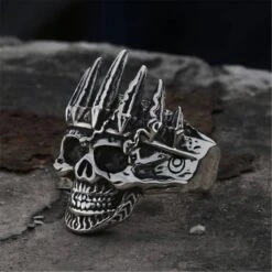 Skull With Crown Ring(Skull With Crown Ring) -Crewskull skull with crown ring 333
