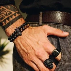 Tiger Eye(Tiger Eye Bracelet) -Crewskull tiger eye 585